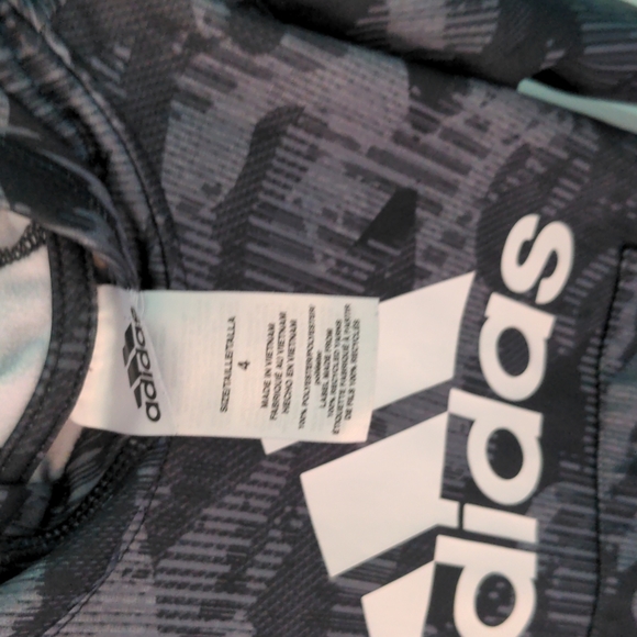 Adidas Hooded Sweatshirt, Boys Size 4 - Picture 3 of 3